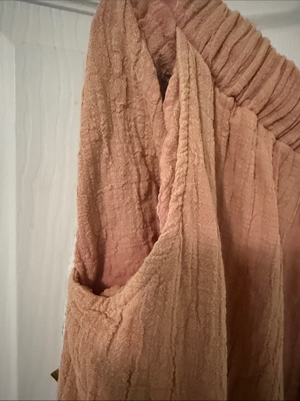 POL Boho Textured Drawstring Pants in Dusty Rose with Crochet Trim. - Picture 5 of 6